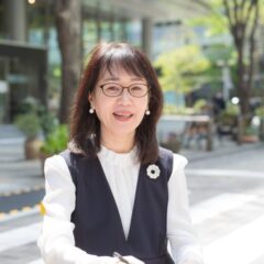 新垣由紀子